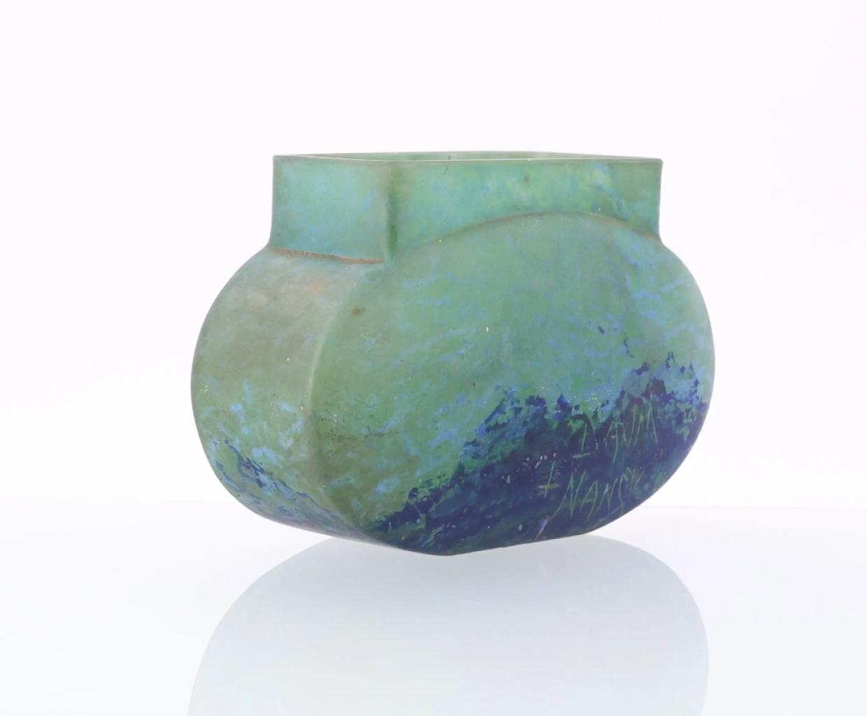 Expertise Daum Nancy - Vase en pâte de verre - Artemis Estimations