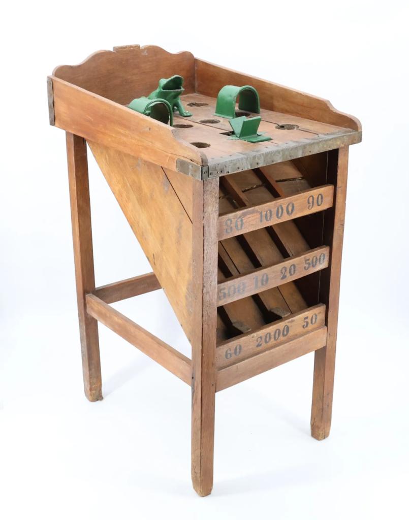 Expertise Jeu de grenouille en bois - Artemis Estimations