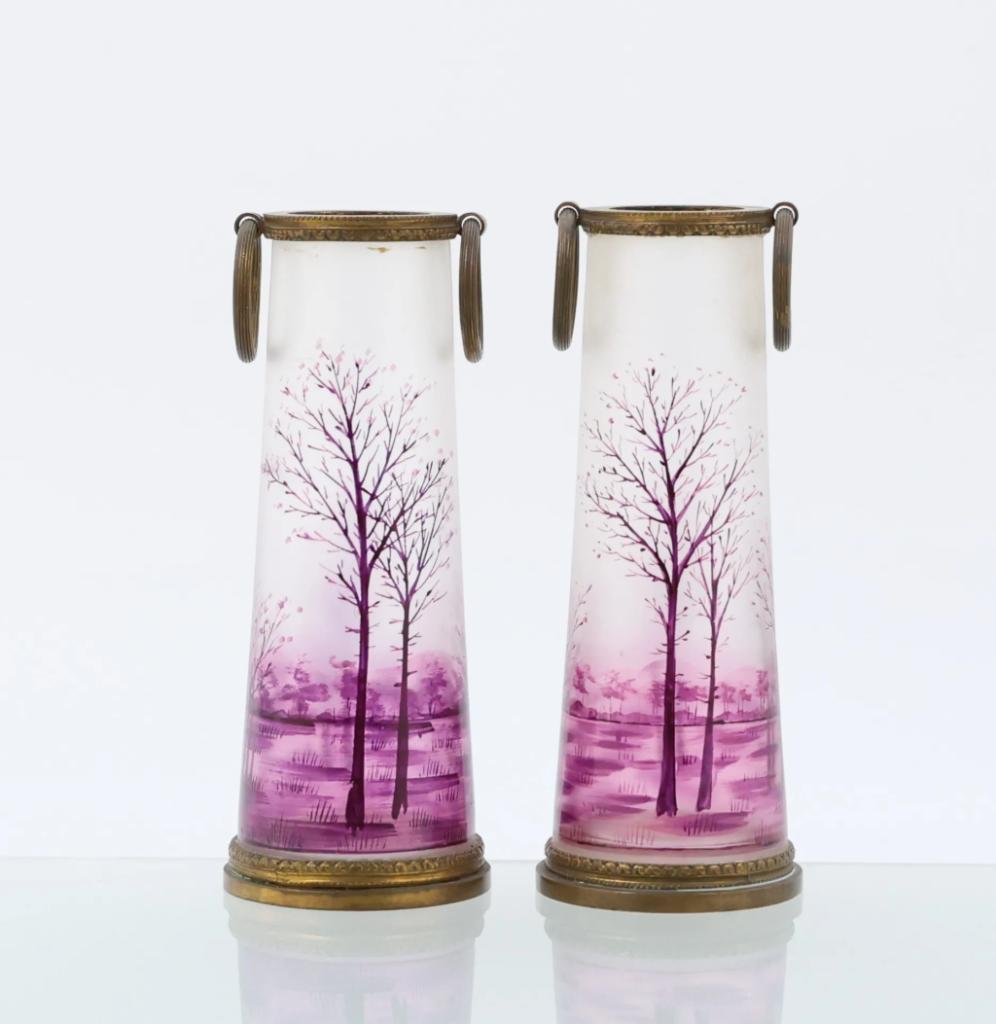 Expertise Paire de petits vases en verre dans le goût de Legras - Artemis Estimations