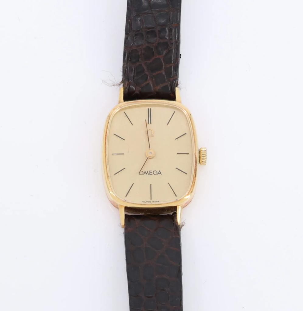 Expertise OMEGA - Montre bracelet de dame en or 18 carats - Artemis Estimations