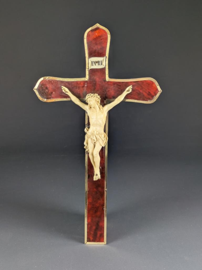 Expertise IVOIRE -Cristo Vivo et titulus crucis - Artemis Estimations