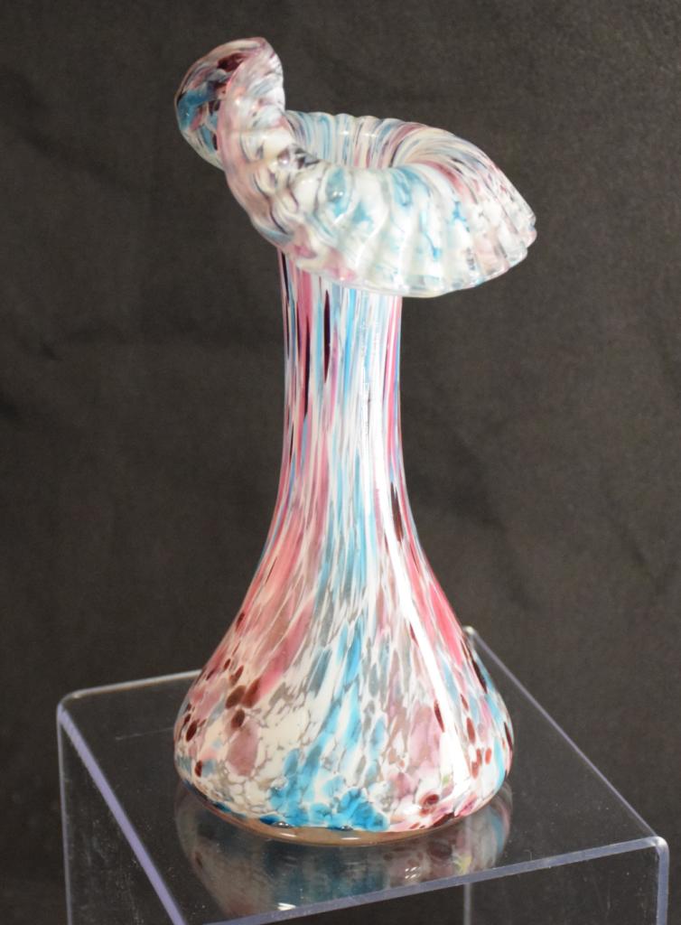 Expertise Vase soliflore en verre soufflé - Artemis Estimations