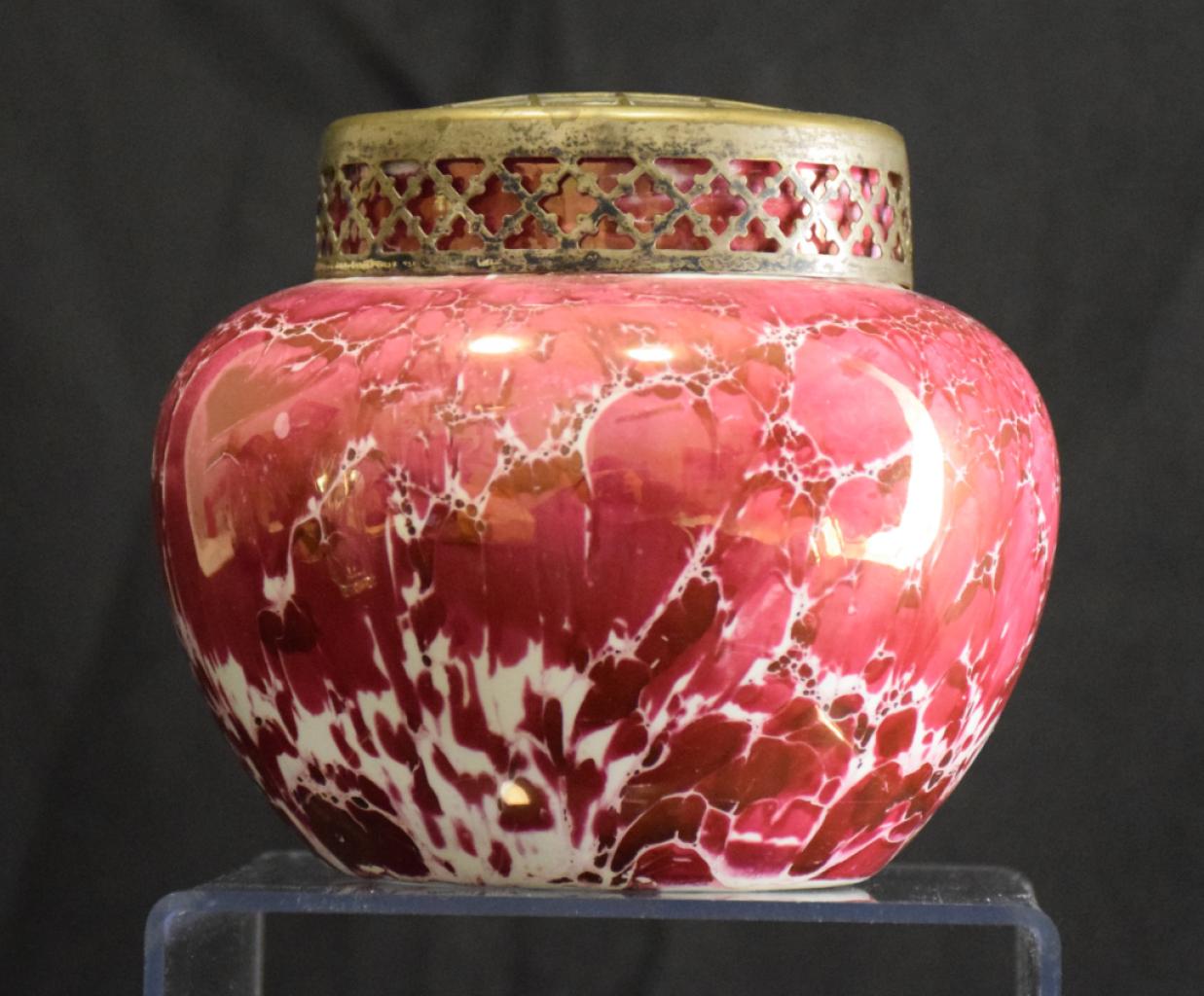 Expertise Vase faïence Maastricht - Artemis Estimations