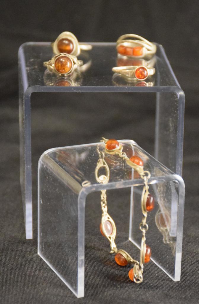 Expertise Lot 4 bagues ambre et bracelet - Artemis Estimations