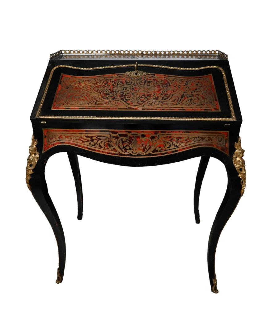 Expertise Bureau de dame de style Louis XV - Artemis Estimations