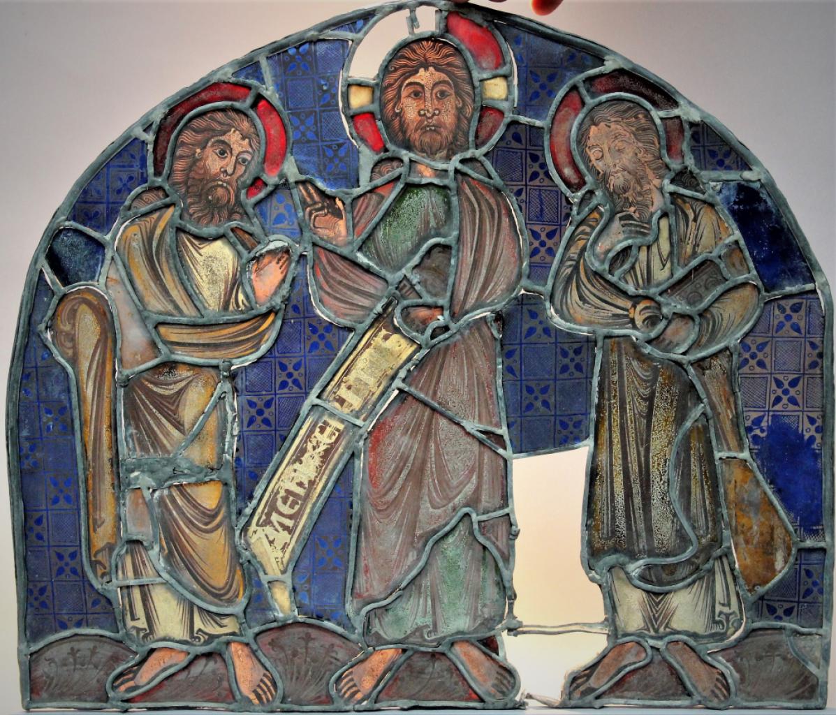 Expertise UN EXCEPTIONNEL VITRAIL DU XIIème SIÈCLE PRÉEMPTE - Artemis Estimations