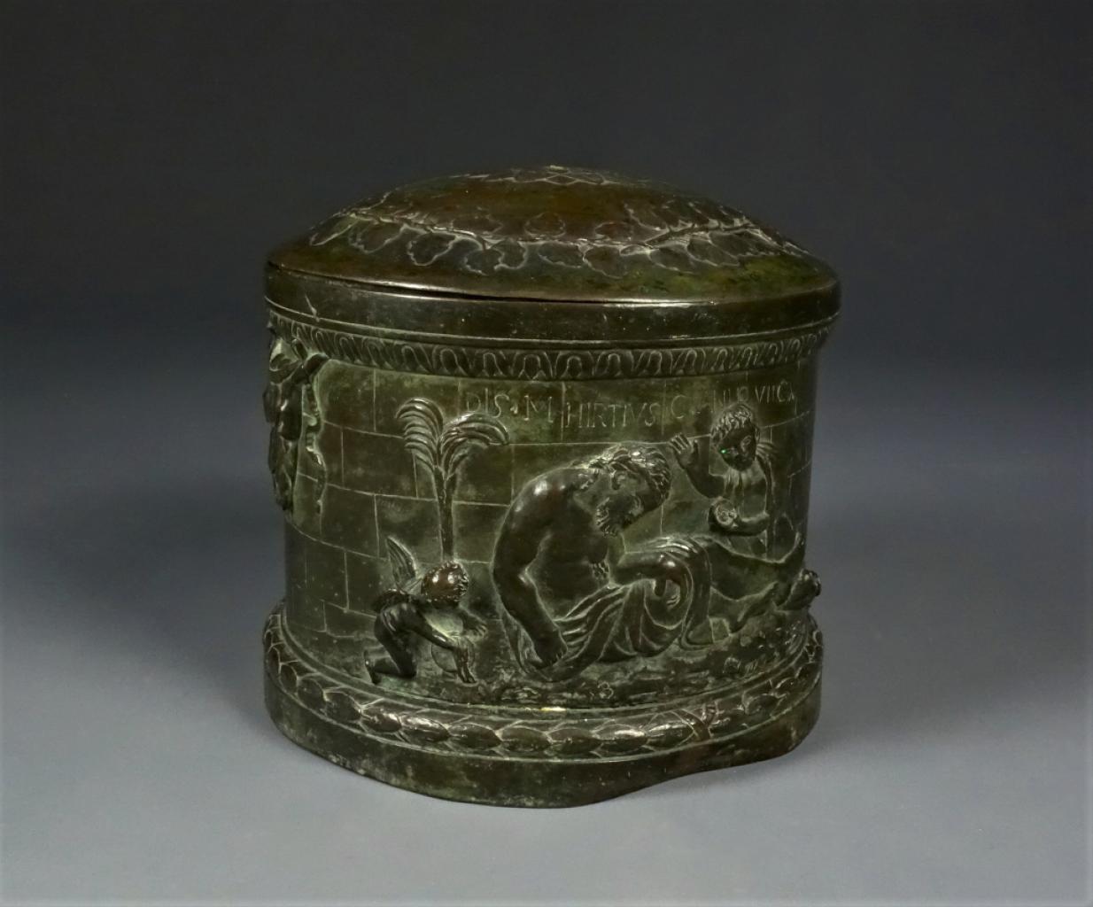 Expertise URNE DITE D'HIRTIUS - Artemis Estimations