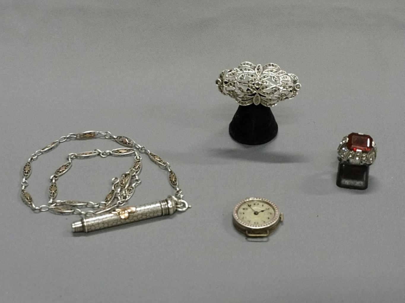 Expertise Bijoux fantaisie - Artemis Estimations