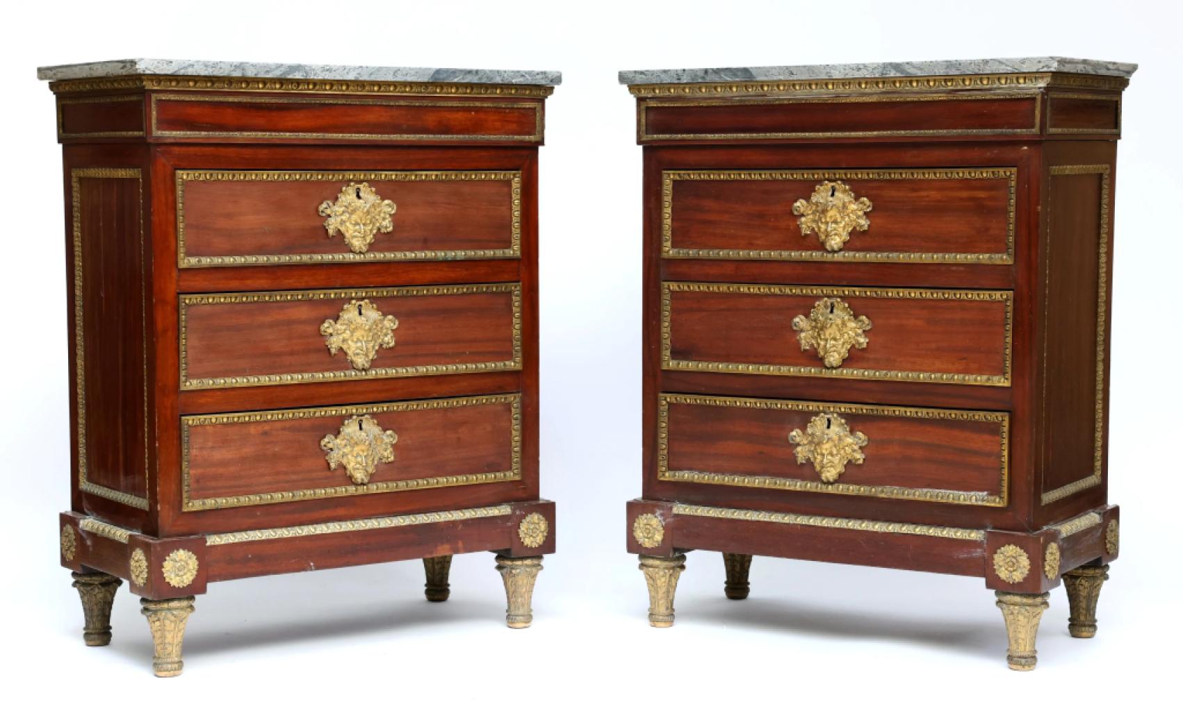 Expertise PAIRE DE MEUBLES A HAUTEUR D'APPUI ESTAMPILLES LEVASSEUR - Artemis Estimations