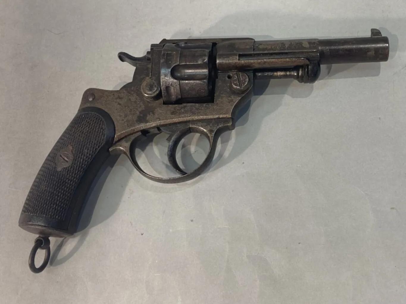 Expertise Revolver réglementaire français modèle 1874 - Artemis Estimations