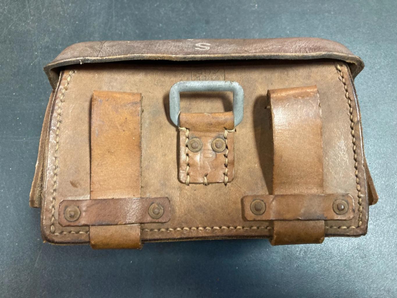 Expertise Boite à pansement en cuir fauve - Artemis Estimations